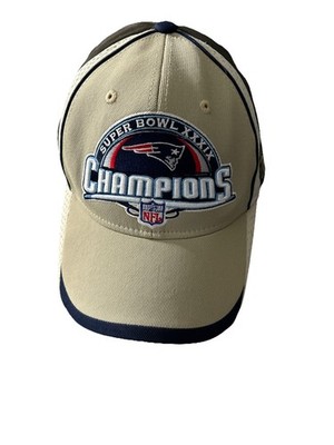 New England Patriots Super Bowl Champions XXXIX Cap Hat On  display picture 3