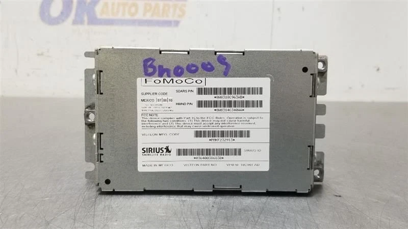 11 2011 receptor de satélite Jaguar XKR 8W8318C963AD Foto 2 de 4