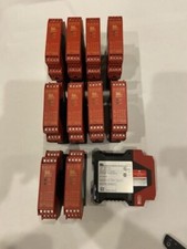Omron SR201A01   44510-2011 Safety Relay 11 pack