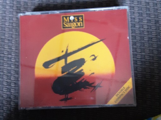Miss Saigon Original London Cast DOUBLE CD with song lyric booklet vgc