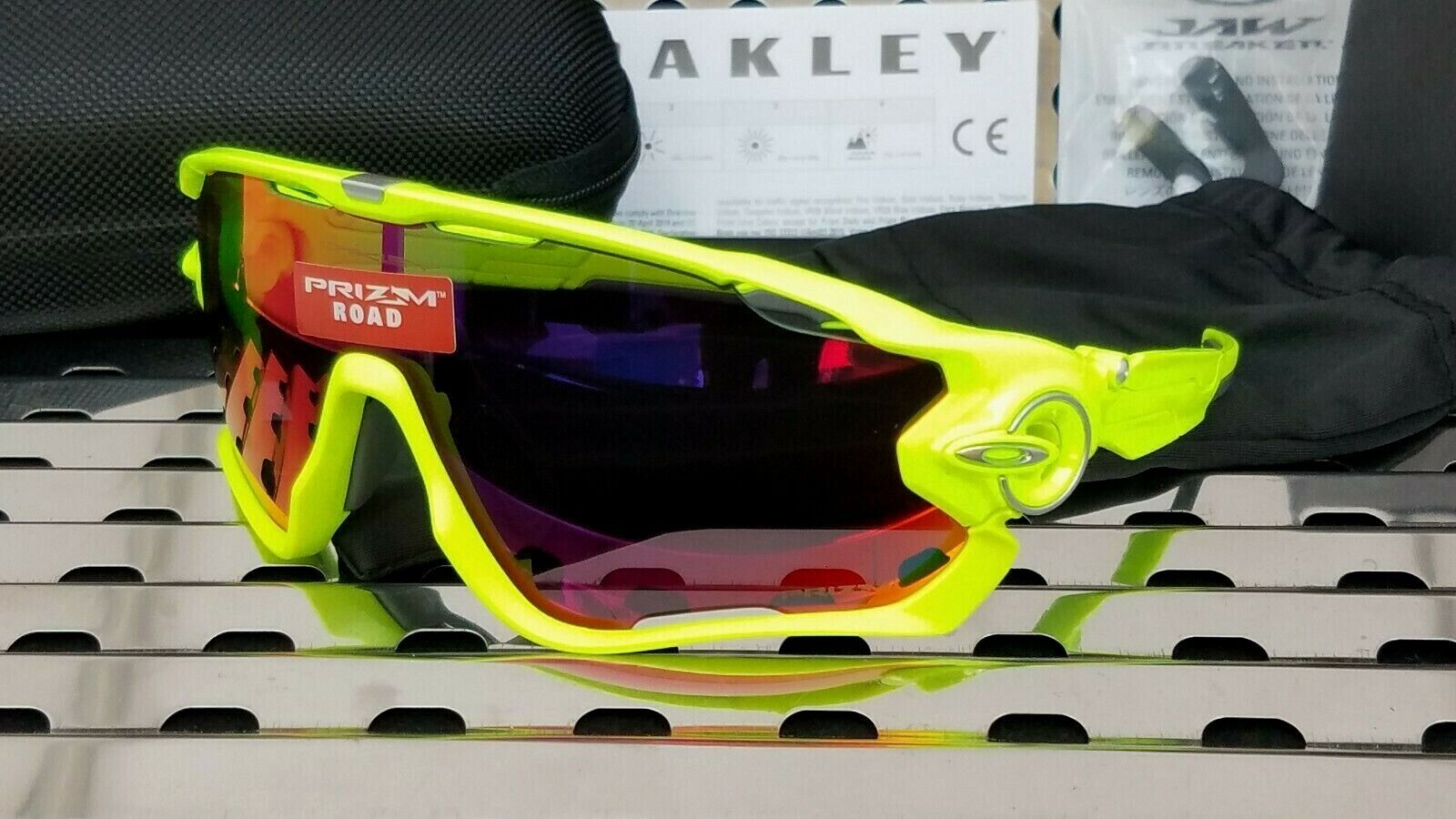 oakley jawbreaker 9290