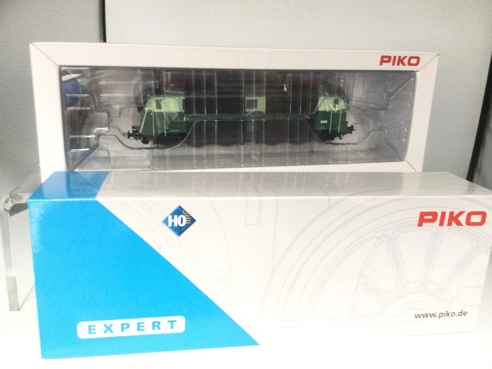 Piko 51604 HO Gauge Expert PKP ET21 Electric Locomotive IV - Image 2 of 2