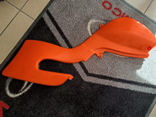 FIANCATINA LAT . PORTANUMERO ARANCIO  DX  GRIZZLY 50 12" DAL 2001 06207107