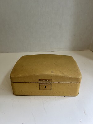 Farrington Jewelry Box, Cream/Gold Color Exterior, Vintage,  No Key  8 x6  USA
