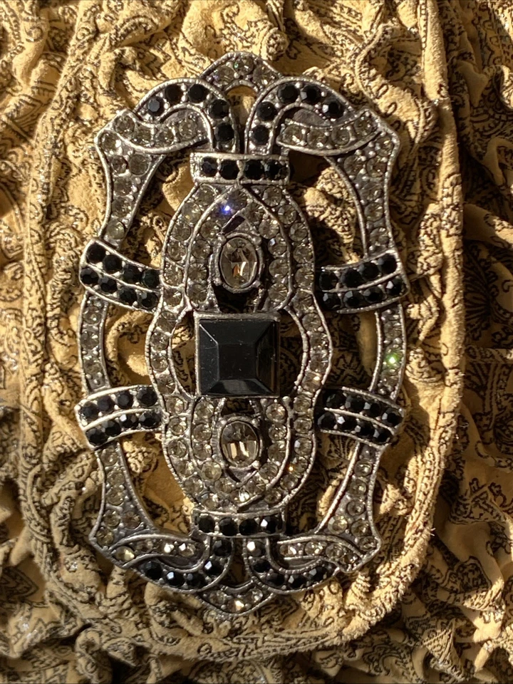 Bolsa de mão Timmy Woods tiracolo madeira e couro amarrado bronzeado com detalhes pretos cristal - Imagem 2 de 4