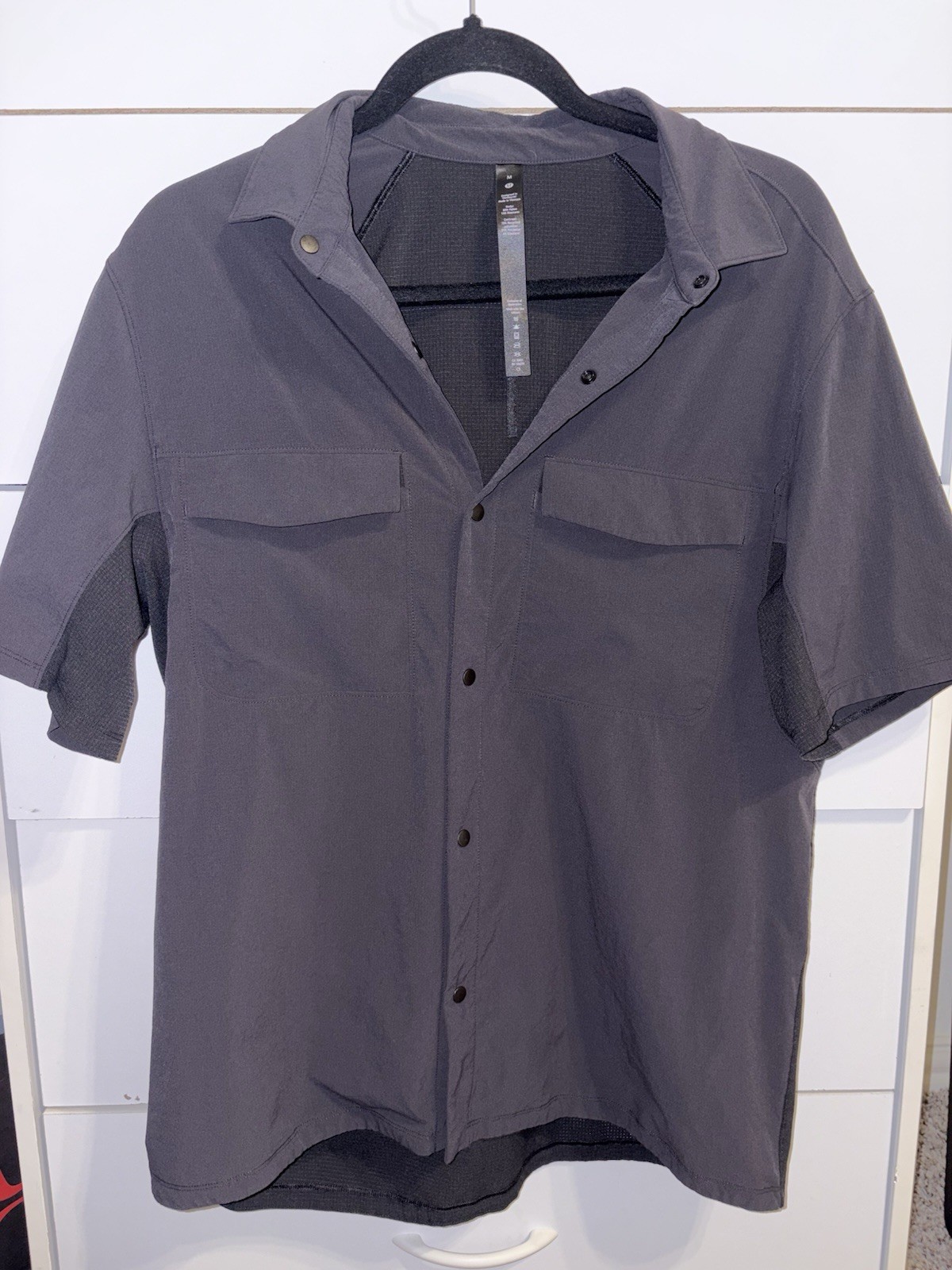 Men’s Lululemon snap On Solid Black Double Pocket… - image 4