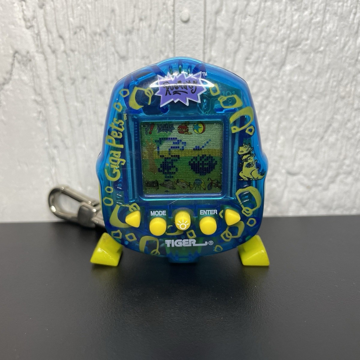 Rugrats Giga Pets Plus Tiger Electronics 1998 Mini Tamagotchi
