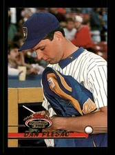 24 Dan Plesac  Brewers 1993 Topps Baseball Sports Trading Card