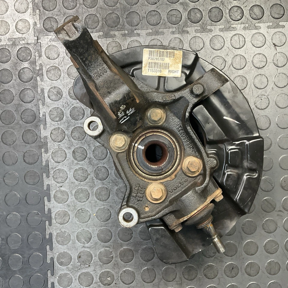 Conjunto de buje de nudillo volante delantero derecho Volvo XC90 2007-2014 FABRICANTE DE EQUIPOS ORIGINALES Foto 2 de 4