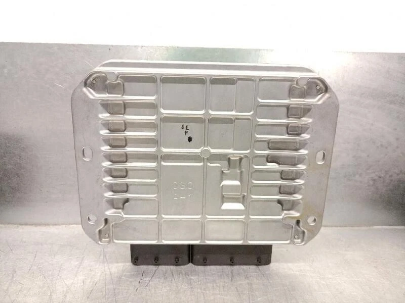 R2AA18881M centralita motor uce para MAZDA 6 HATCHBACK (GH) 2.2 2007 5537723 - Immagine 2 di 4