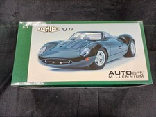 1:18 Model JAGUAR XJ13 AUTOART