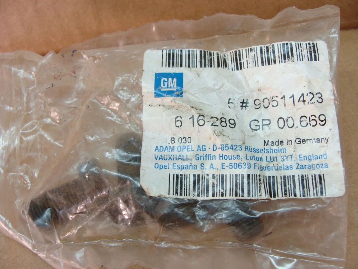 GM NOS lot of 4 90511423 flywheel bolts | eBay