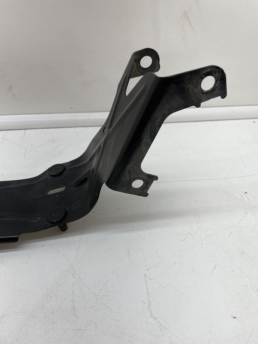 2019-2023 DODGE RAM 1500 REAR RIGHT PASSENGER SIDE BRACKET SUPPORT  