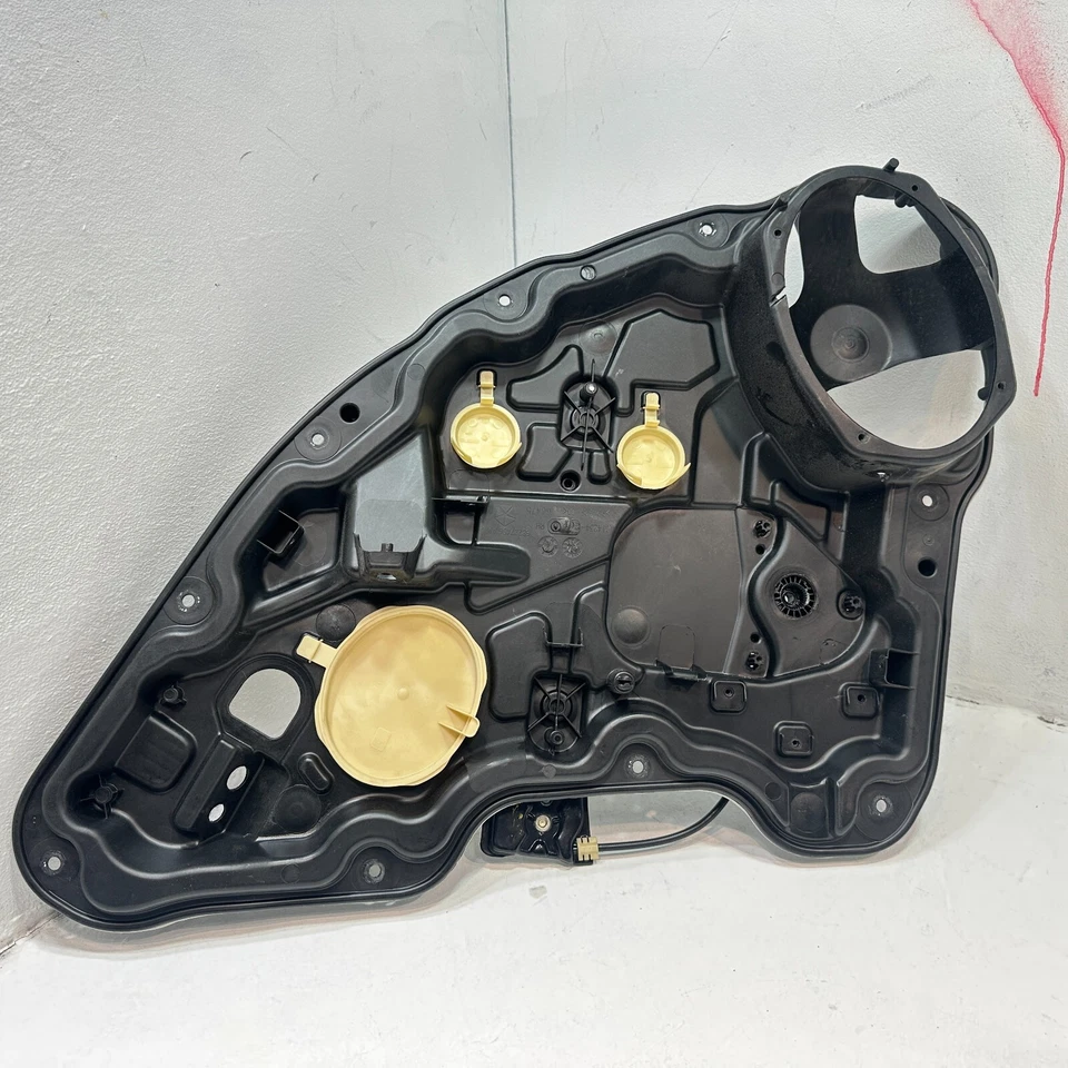 Jeep Cherokee 2014-2023 puerta trasera derecha regulador placa portadora panel OEM Foto 2 de 4