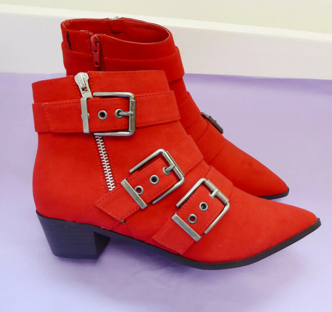 Red buckle store ankle boots