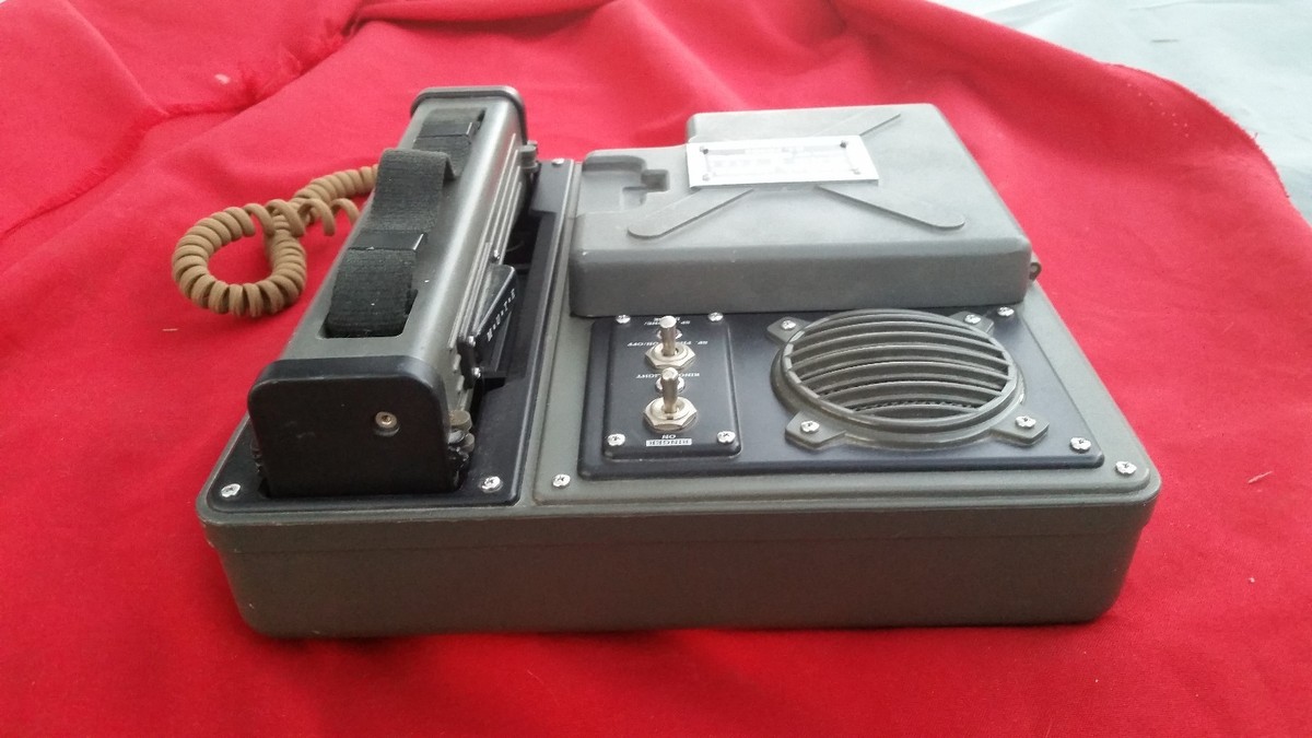 米軍　G.I. PHONE SIGNAL CORPS VTG Signal Corps G.I. Phone BC-611H R 2491 For Standard