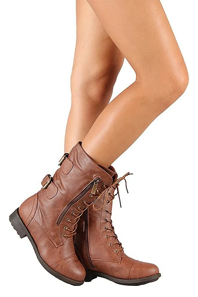 Botas de combate femininas Top Moda couro sintético meia panturrilha | Cadarço, fivela de destaque - Imagem 2 de 4