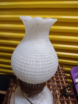 VINTAGE ~ MILK WHITE  LANTERN LAMP ~ CORN COBB 