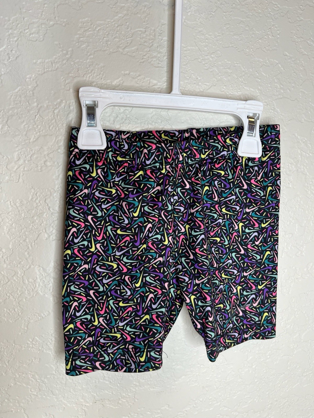 Girls Nike Athletic Biker Shorts Short Leggings Size 4T - Nike Logos-image