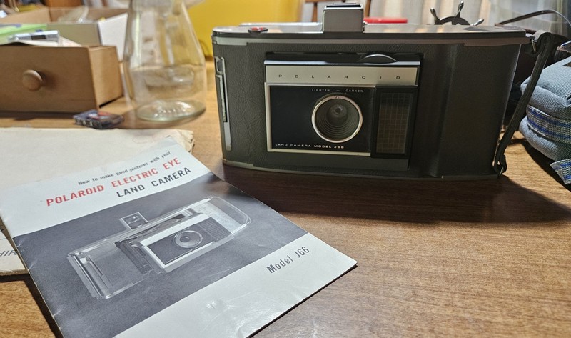 Polaroid Land Camera Model J66 Instant Camera Gray w/ Manual