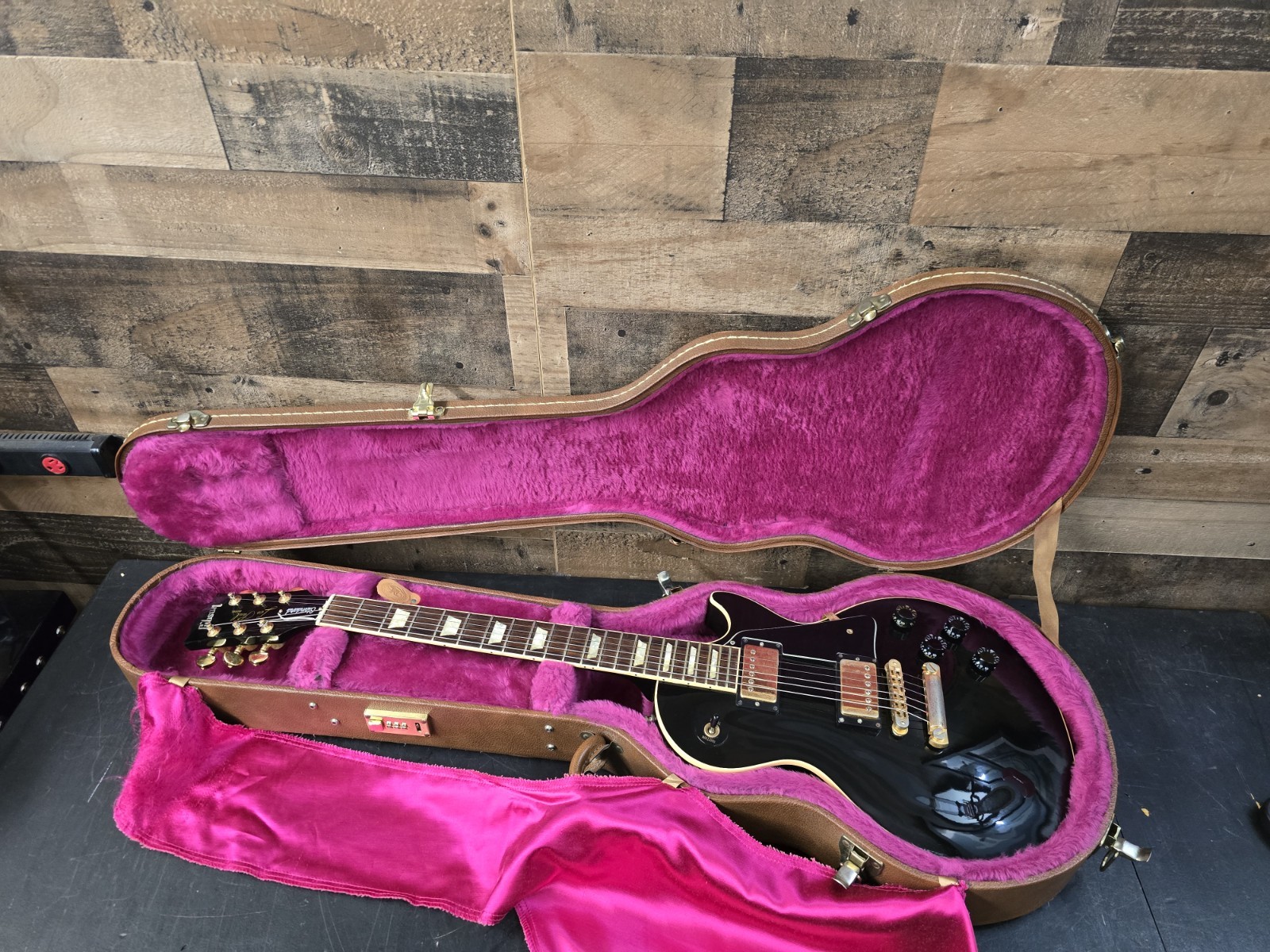 1993 GIBSON LES PAUL STANDARD Ebony W/ohsc 9.4 Lb