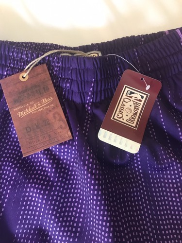 Mitchell & Ness Monochrome Swingman Los Angeles Lakers 2009-10 Shorts Small NEW - Picture 5 of 12