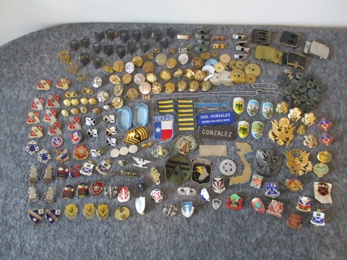 WWII/ KOREA/ VIETNAM PINS BADGES PATCHES BUCKLES++ (OVER 180+)