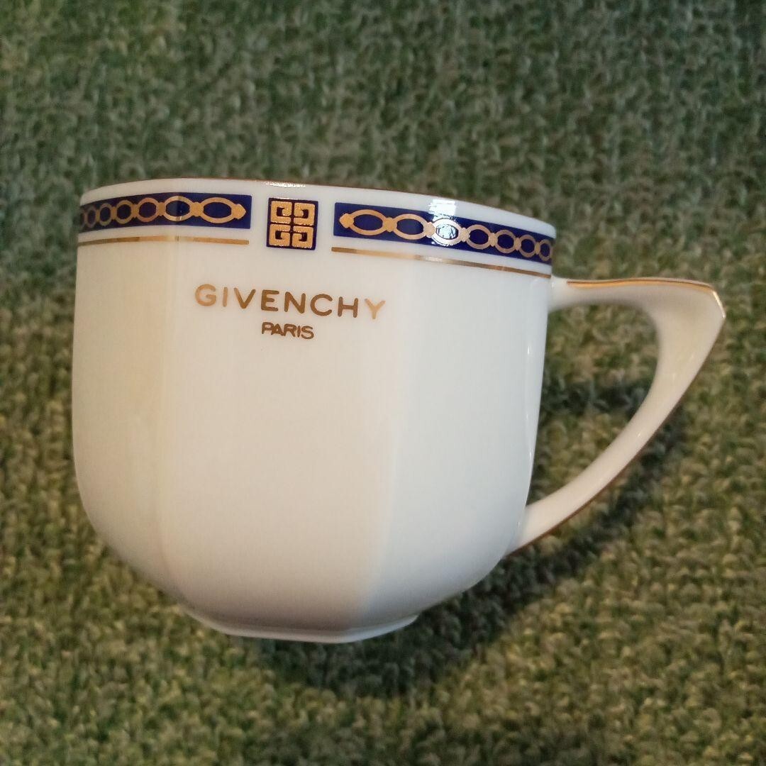Givenchy Paris Yamaka Octagonal Tea Coffee Cup and Saucer Set