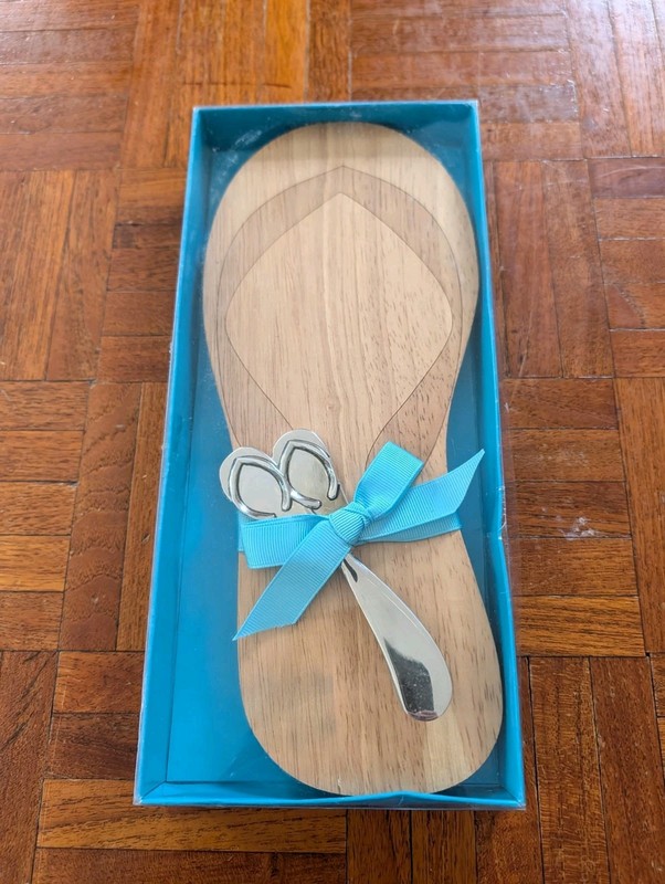 Flip Flop Cheese Cutting Board Wooden Beach Luau Party Serving 11"x5" Hawaiian 