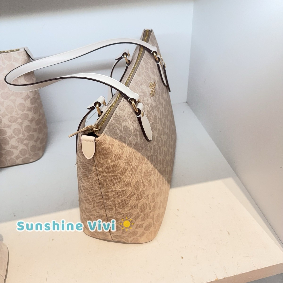 NWT Coach Gallery Tote Bag In Signature Canvas CW381 Sand/Chalk | eBay