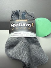 Feetures Elite Light Cushion Quarter High XL Gray Running/walking Socks