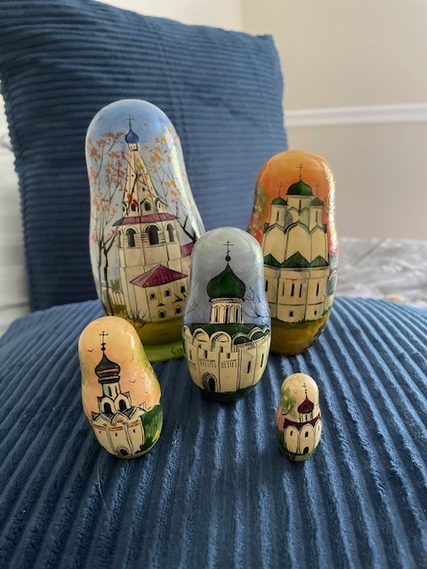 Very unique matroyshka (Russian nesting doll) depicting Russianchurches, 5-piece
