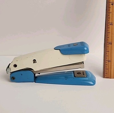 Vtg Mid Century Arrow M25 Blue  White 5'' Stapler 1960s Office Supplies S25 Size