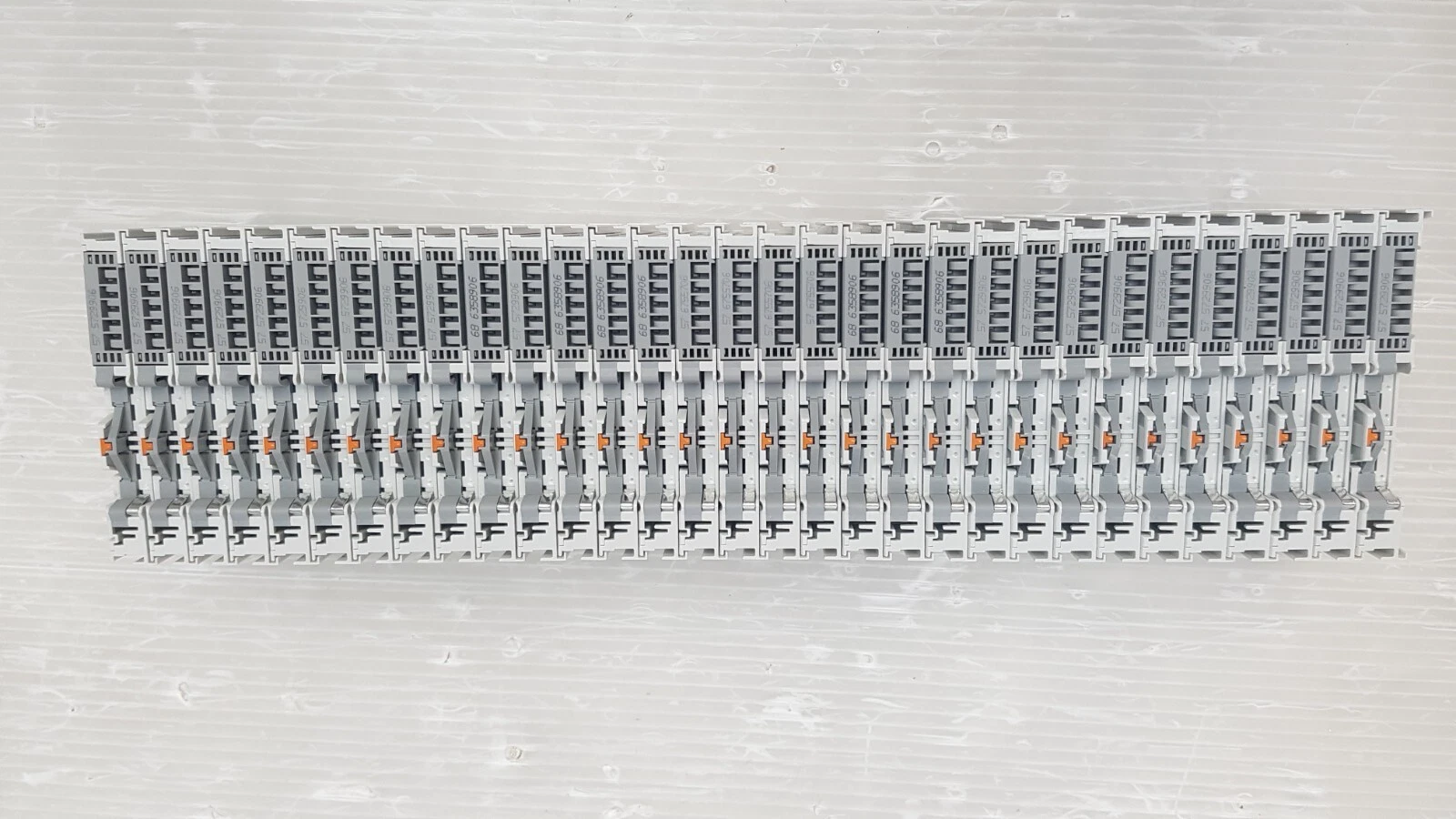 Back of the KL1114 terminals showing the DIN rail clips