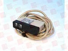 SCHNEIDER ELECTRIC XUHJ02313 / XUHJ02313 (NEW IN BOX)