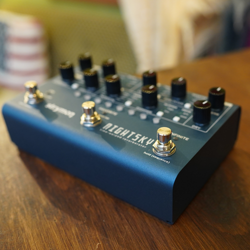 Strymon NIGHTSKY time-warped reberberator Guitar Effects Pedal - Picture 7 of 14