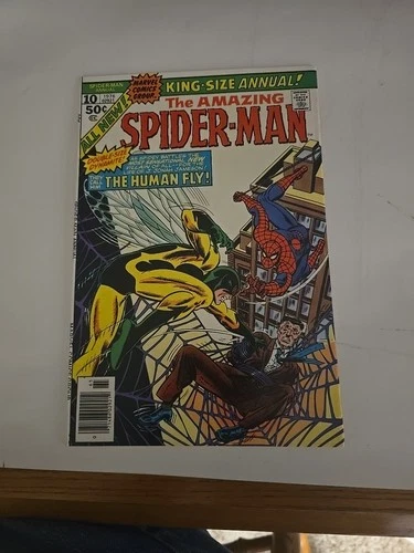 The Amazing Spider-Man Annual #10  8.5. VF+.    Marvel Comics September 1976)