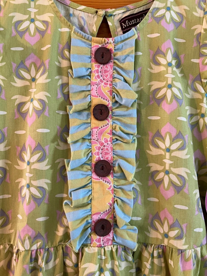 NUEVO CON ETIQUETAS Mostaza Pie Evie Peplum Top Dulce Guisante Niñas Camisa con Volantes Talla 7 Foto 2 de 3