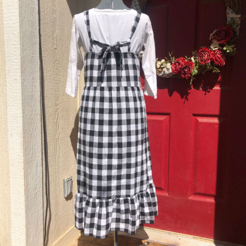 Orange Creek Black / White Checkered / Gingham Farmouse Midi Sun Dress / Jumper - Picture 4 of 8