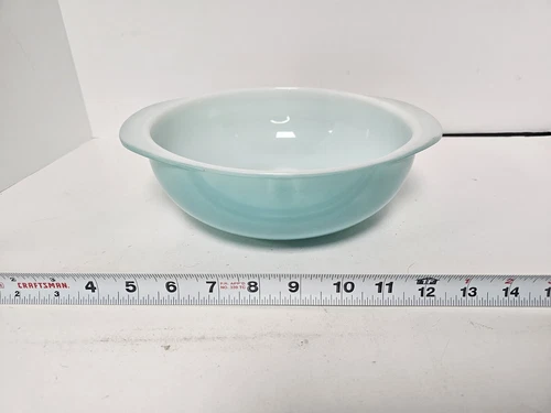 VTG MCM PYREX ROUND 2 QT CASSEROLE DISH TURQUOISE #024