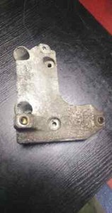 BMW 3 E91 2.0 Benzin 115KW Klimakompressor Halterung 7505980