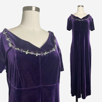 Vintage 90s CDC Purple velvet maxi dress rosette lace whimsigoth castlecore M/L
