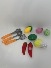 Kid's Play Food Vegetables Kitchen Cutting Toy Hook Loop Set of 9 Pretend Play