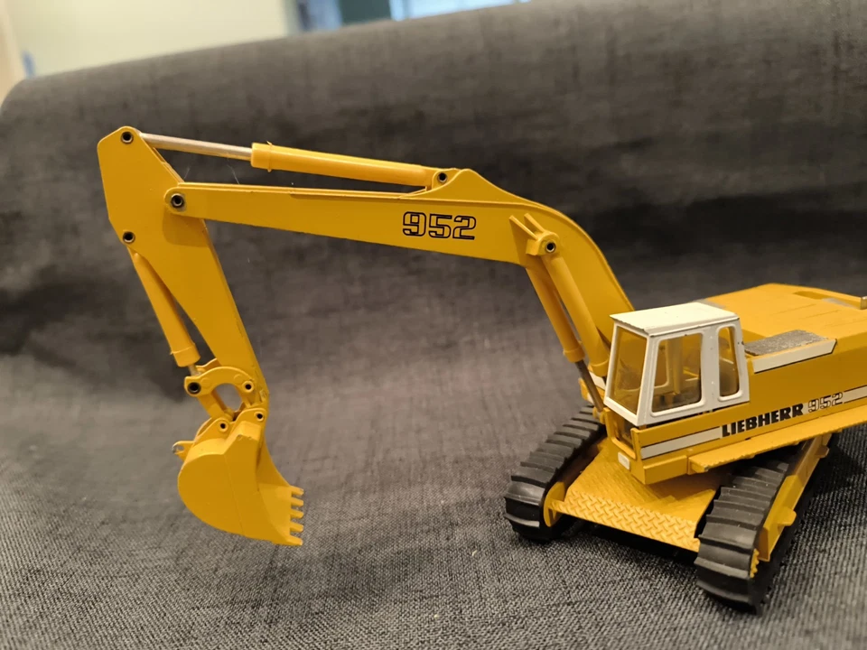 1:50 Conrad 2826 Liebherr Kettenbagger 952 In Gutem Zustand Kein Nzg - Bild 4 von 4