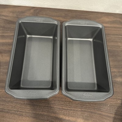 Wilton Premium Non-Stick Anti-Warp Bakeware, 9 x 5 Loaf Pans, Gray Lot Of 2
