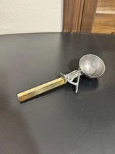 24K Gold Plated Vintage Ice Cream Scoop Mechanical Disher – Retro Metal Kitchen