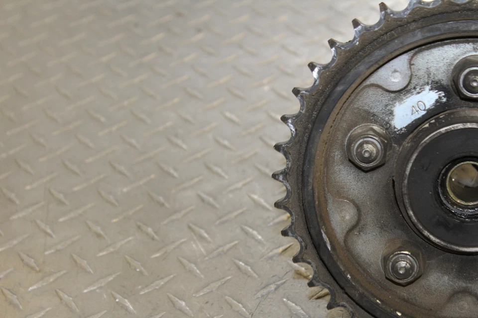 Honda Magna 750 1995 VF750C piñón trasero 40T Foto 3 de 4