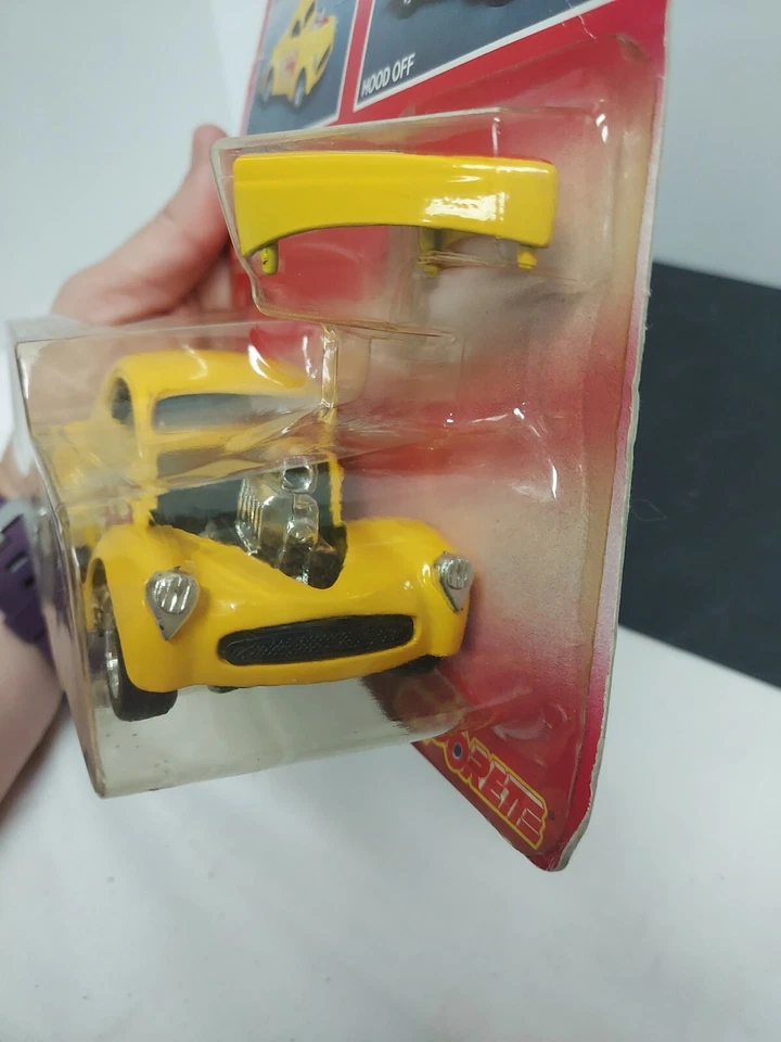 Majorette '41 Willys Coupe No. 2602 1/32-scale ***new in box - Image 4 of 4