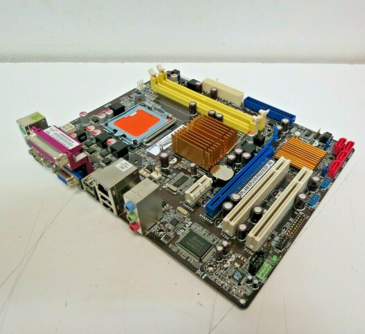 Pack Carte Mère Asus P5KPL-AM SE + CPU E6700 + 4Go RAM + Backplate