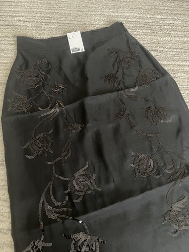 HM LIMITED EDITION Sequined Organza Skirt SIZE M 2024 BLACK - Picture 7 of 7